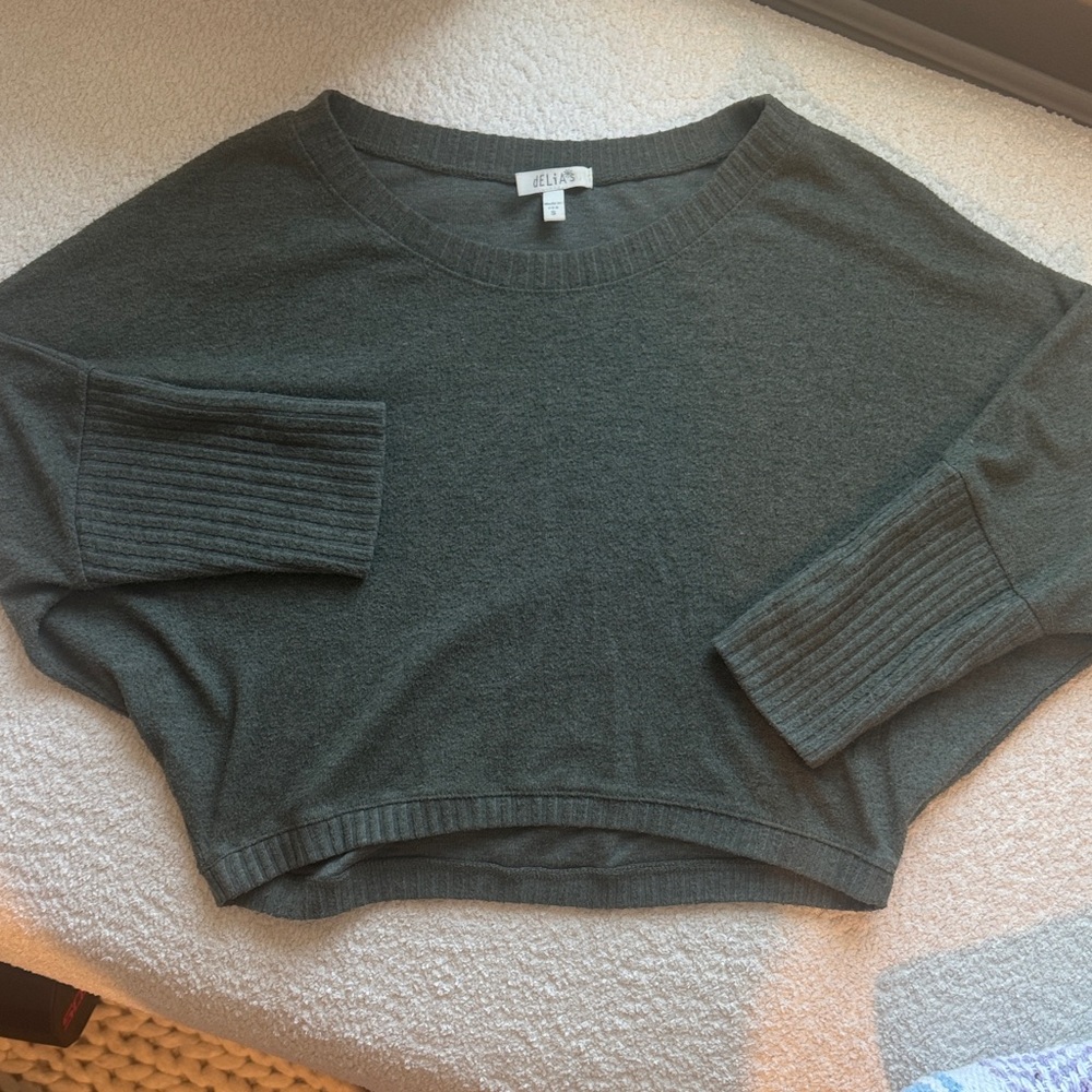 Cropped Green Sweater